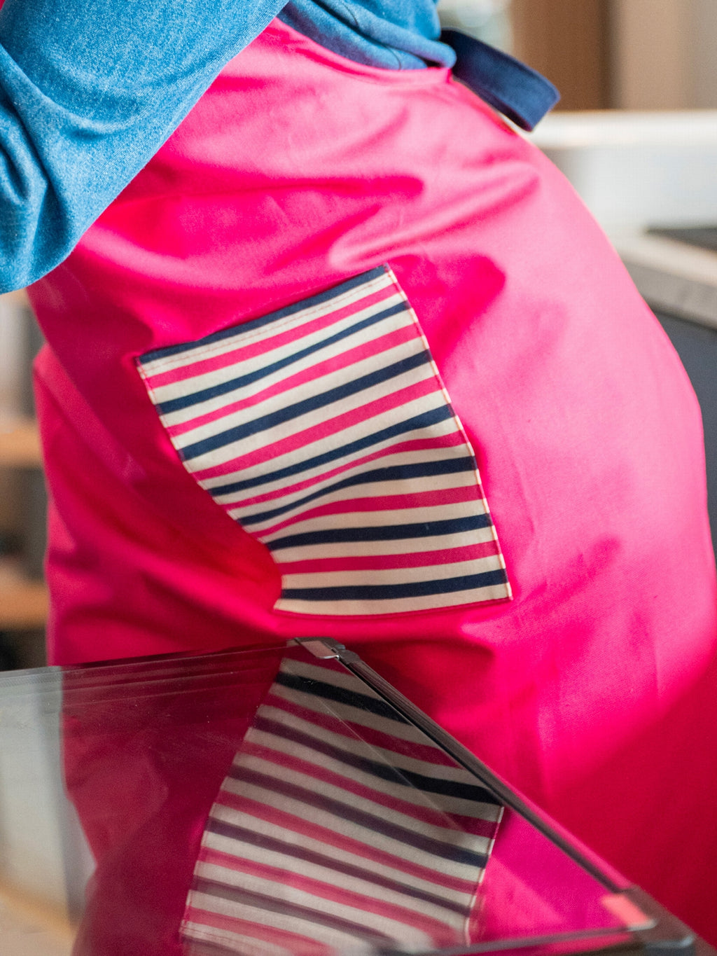MARIE TABLIER BILLIE FUSCHIA MARINE